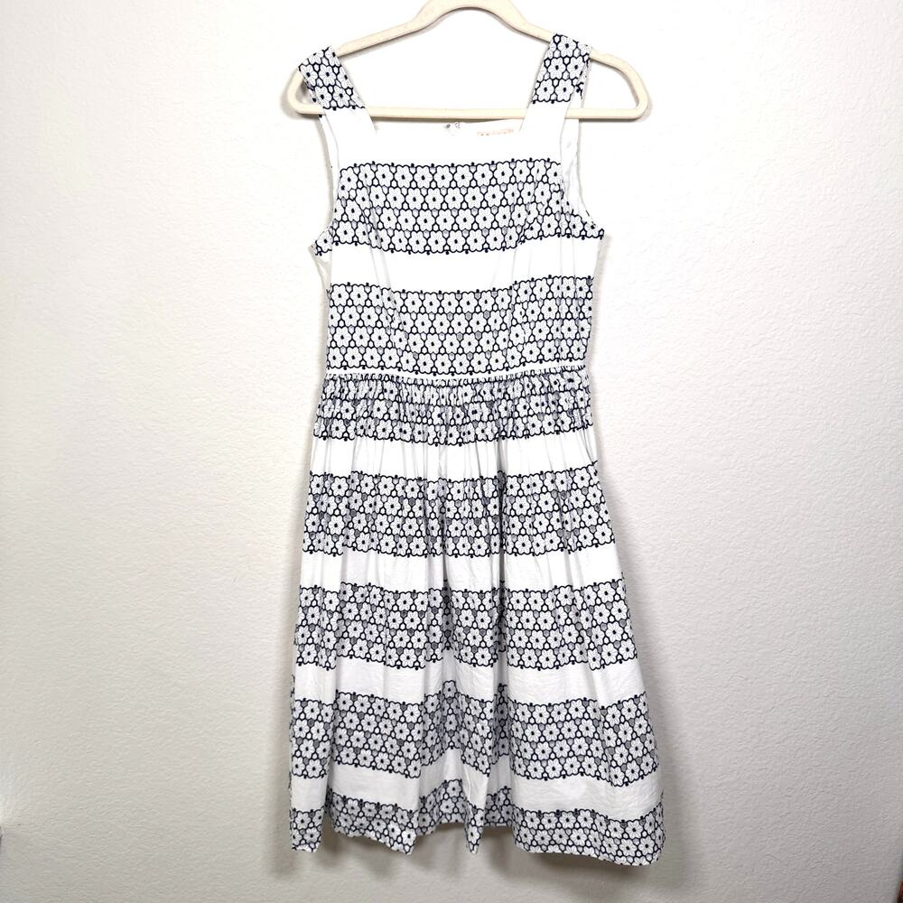 Brooks Brothers Red Fleece Womens Eyelet Floral A Line Dress Size 6 Summer White